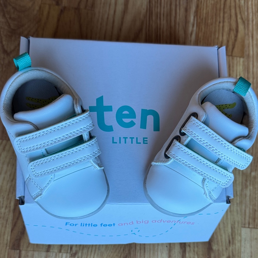 Ten Little Everyday Original White Sneakers size 4